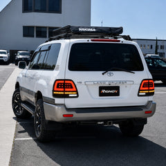 1998-2007 Toyota Land Cruiser 100 Sequential LED Tail Lights Assembly — parking in daylight — T-LC100-98-SW