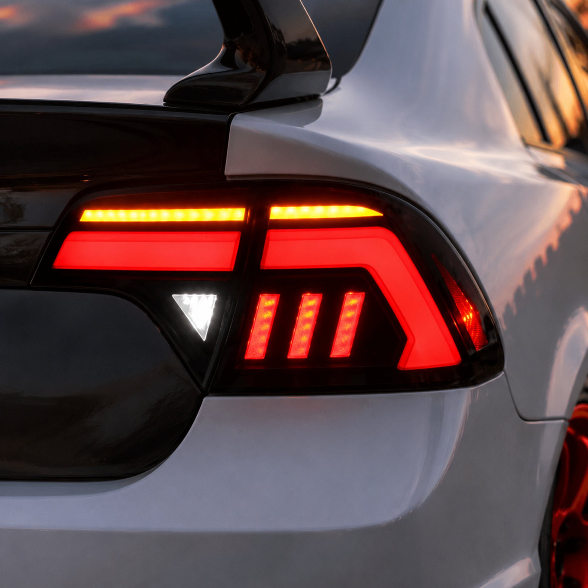 2006-2011 Honda Civic 8th Gen Sedan Sequential LED Tail Lights — smoke red halo ultra close03 — T-CIV8