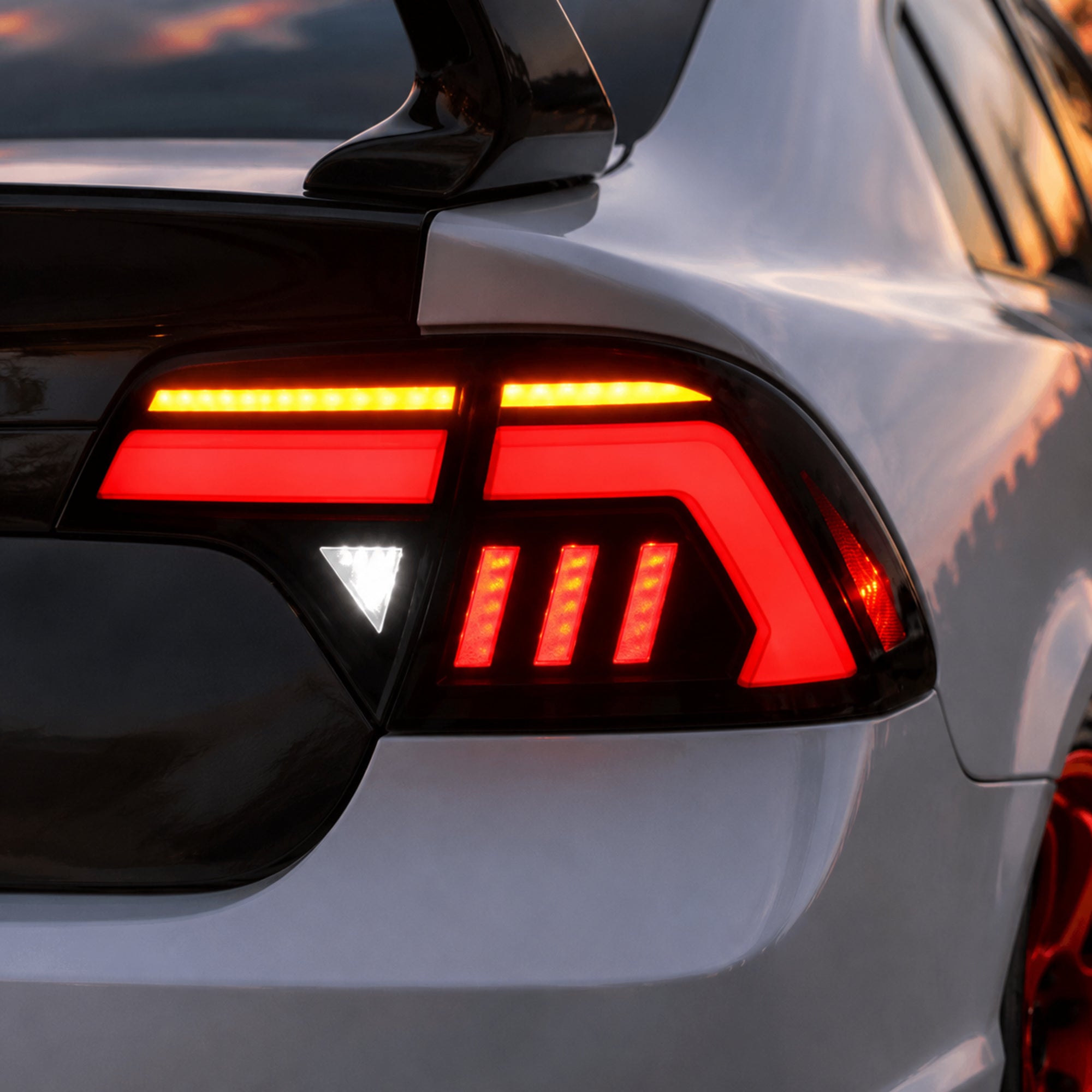 2006-2011 Honda Civic 8th Gen Sedan Sequential LED Tail Lights — smoke red halo ultra close03 — T-CIV8