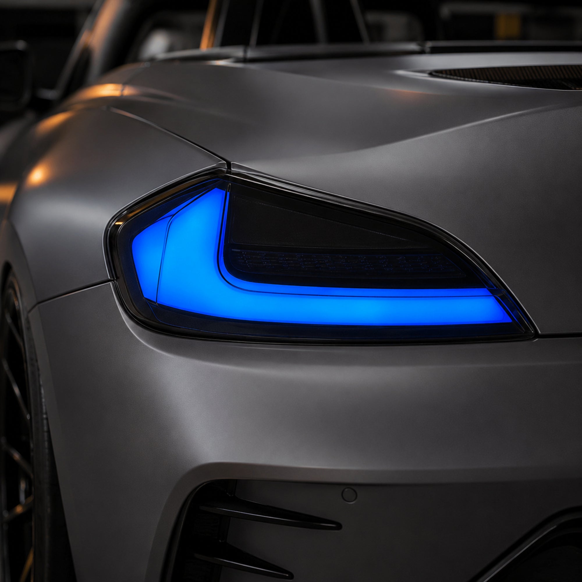 2009-2016 BMW Z4 E89 Sequential LED Tail Lights — blue ledsequential tail light close up - T-Z4-SW-BLU