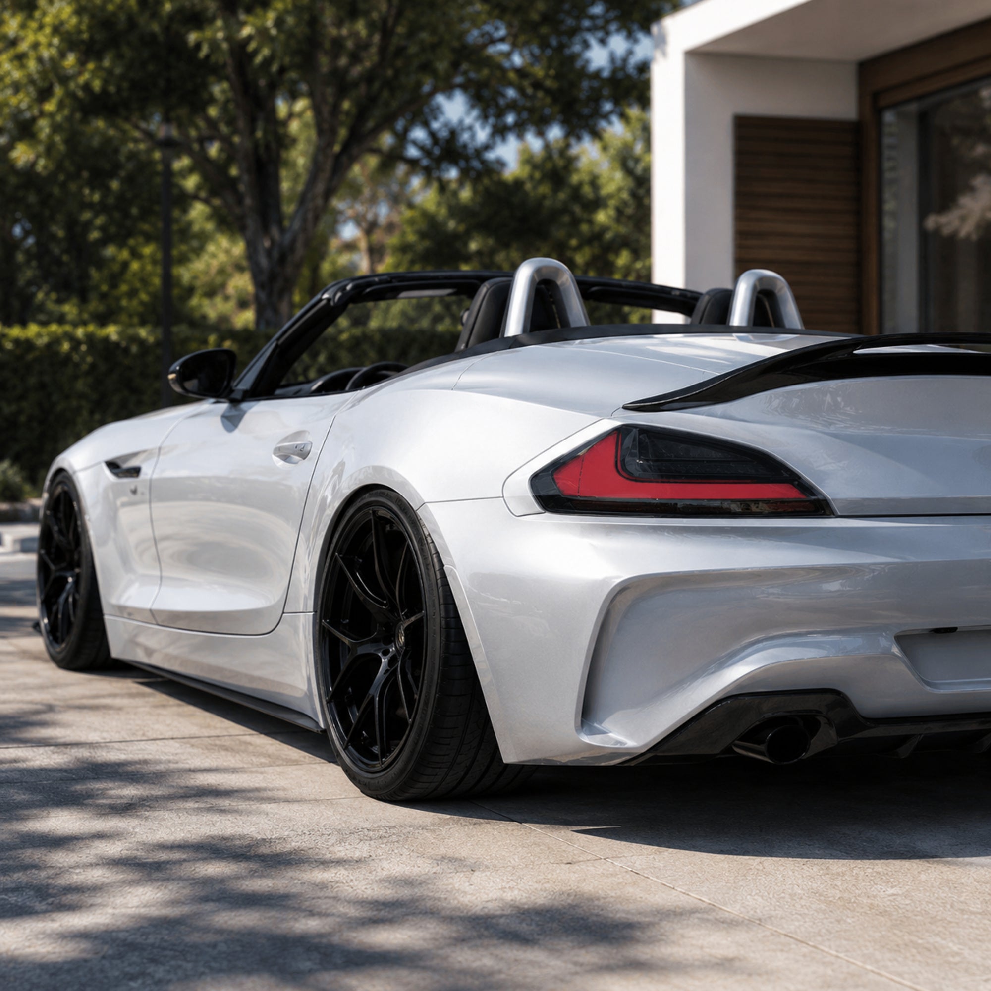 2009-2016 BMW Z4 E89 Sequential LED Tail Lights — clear red smoke red smoke white day unlit exterior - T-Z4-SR