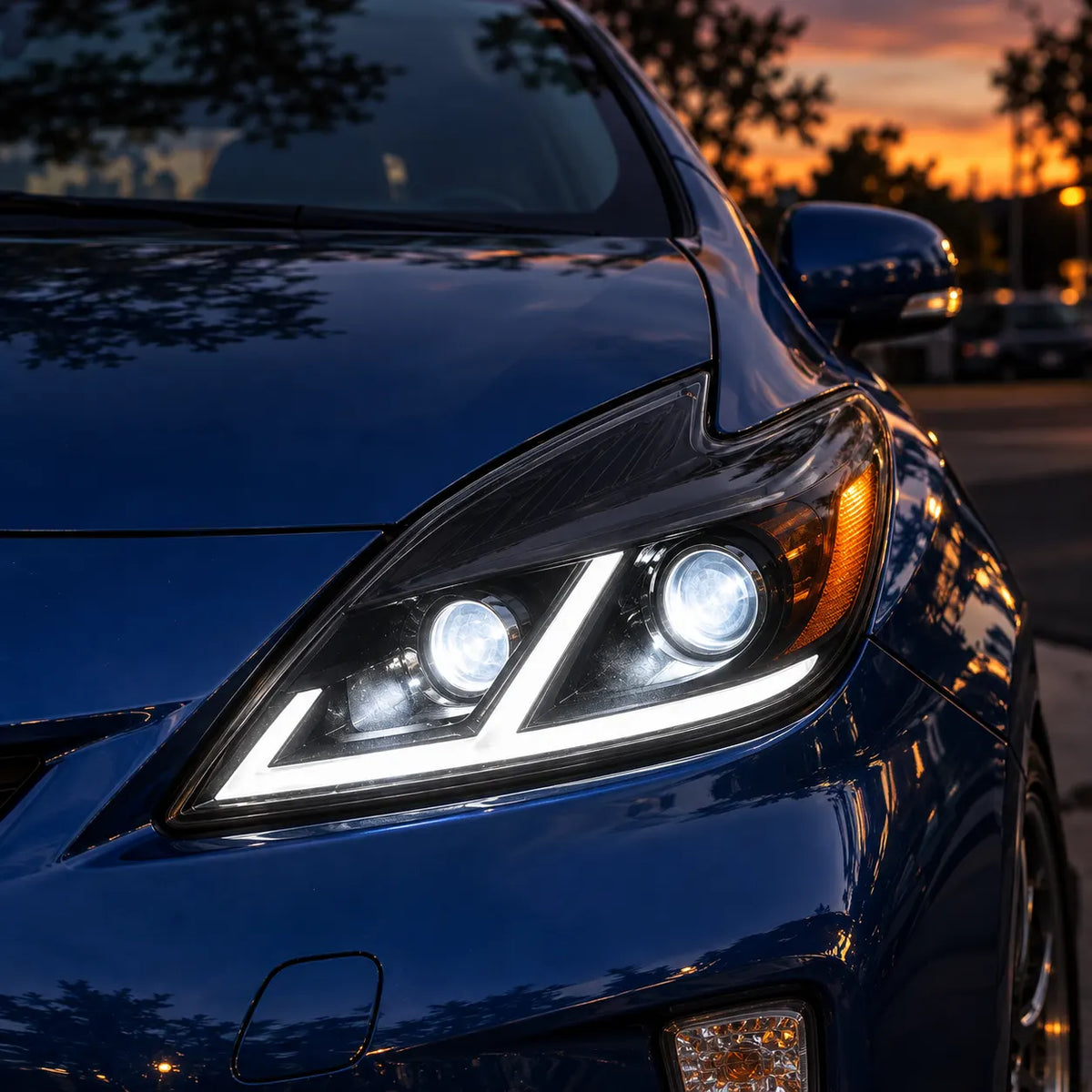 2012-2015 Toyota Prius (XW30) LED Projector Headlights Assembly — Pair — White DRL close-up — H-PRI12-D