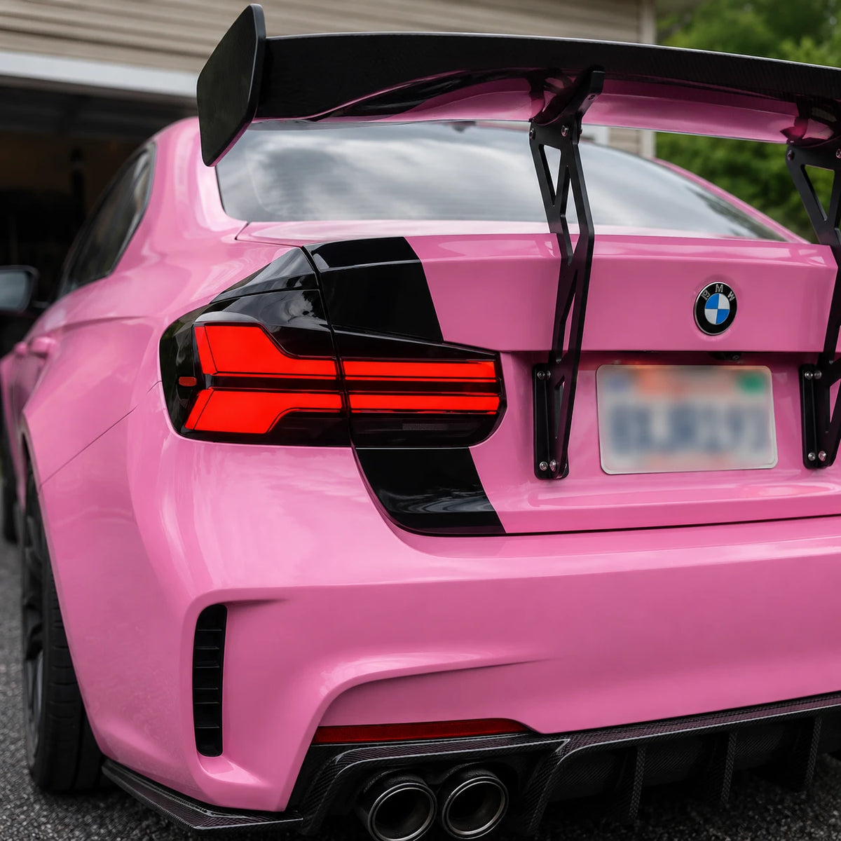 2012-2018 BMW 3 Series F30 / M3 F80 Sequential LED Tail Lights Assembly — lights-on close-up — T-3F30-Y-SR