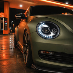 2013-2018 Volkswagen Beetle Projector Headlights (without bulb) — clear sequential scene03 — H-BTL13
