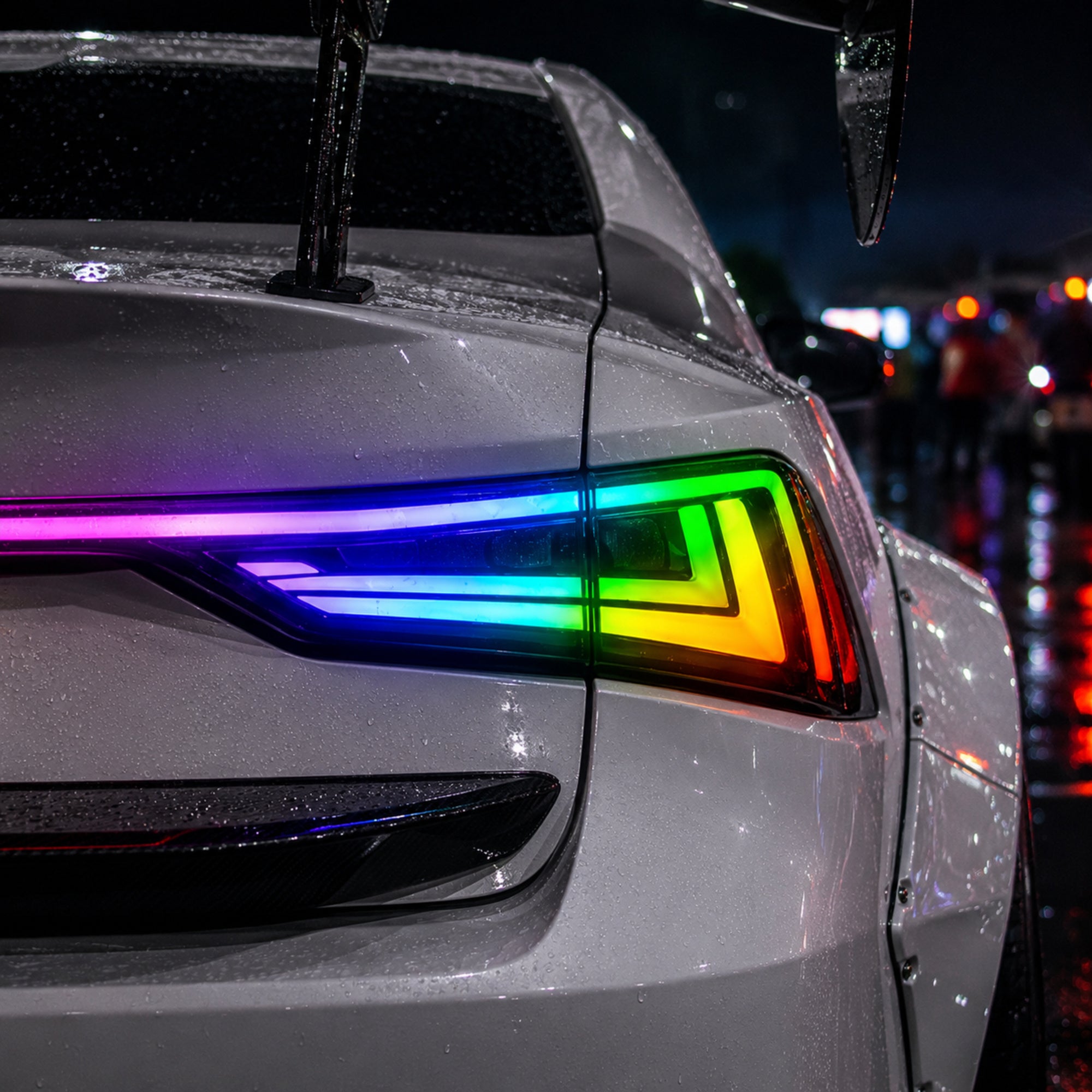 2014-2020 Lexus IS250/IS350/ISF Sequential LED Tail Lights — sequential LED close up03 - T-IS14-SRGB