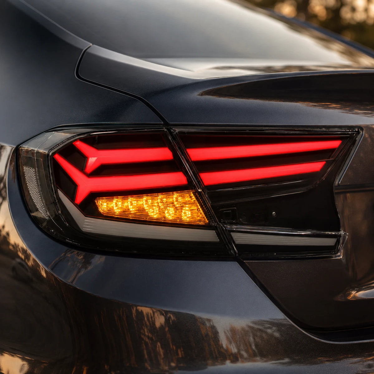 2018-2022 Honda Accord 10th Gen Sequential LED Tail Lights — close-up 1 — T-ACC10-FSH-CW