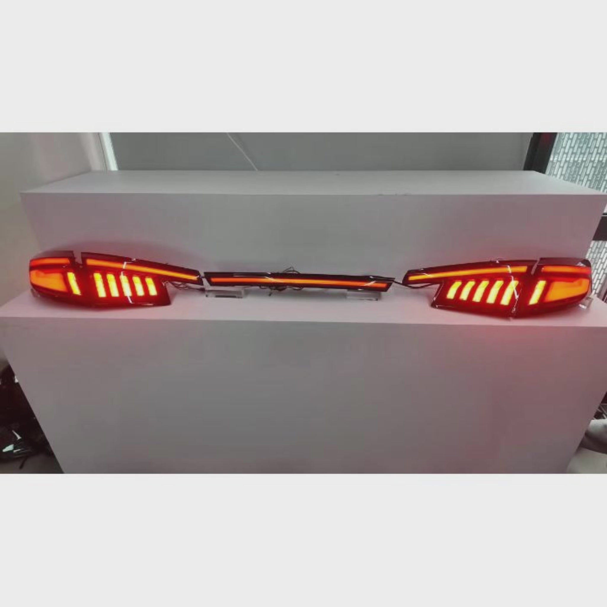2022-2026 Honda Civic Hatchback / Type R Sequential LED Tail Lights — video — T-CIVR-SR