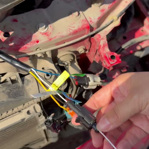 Example: the loose power wire and the point it is connected to